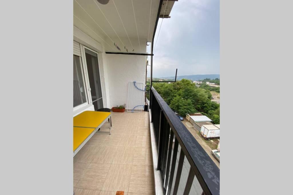 Sunny Apartment By The River 桑丹斯基 外观 照片