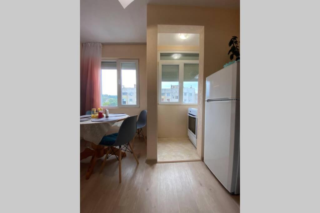 Sunny Apartment By The River 桑丹斯基 外观 照片